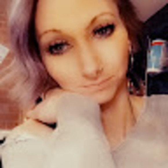 alisha_newlon